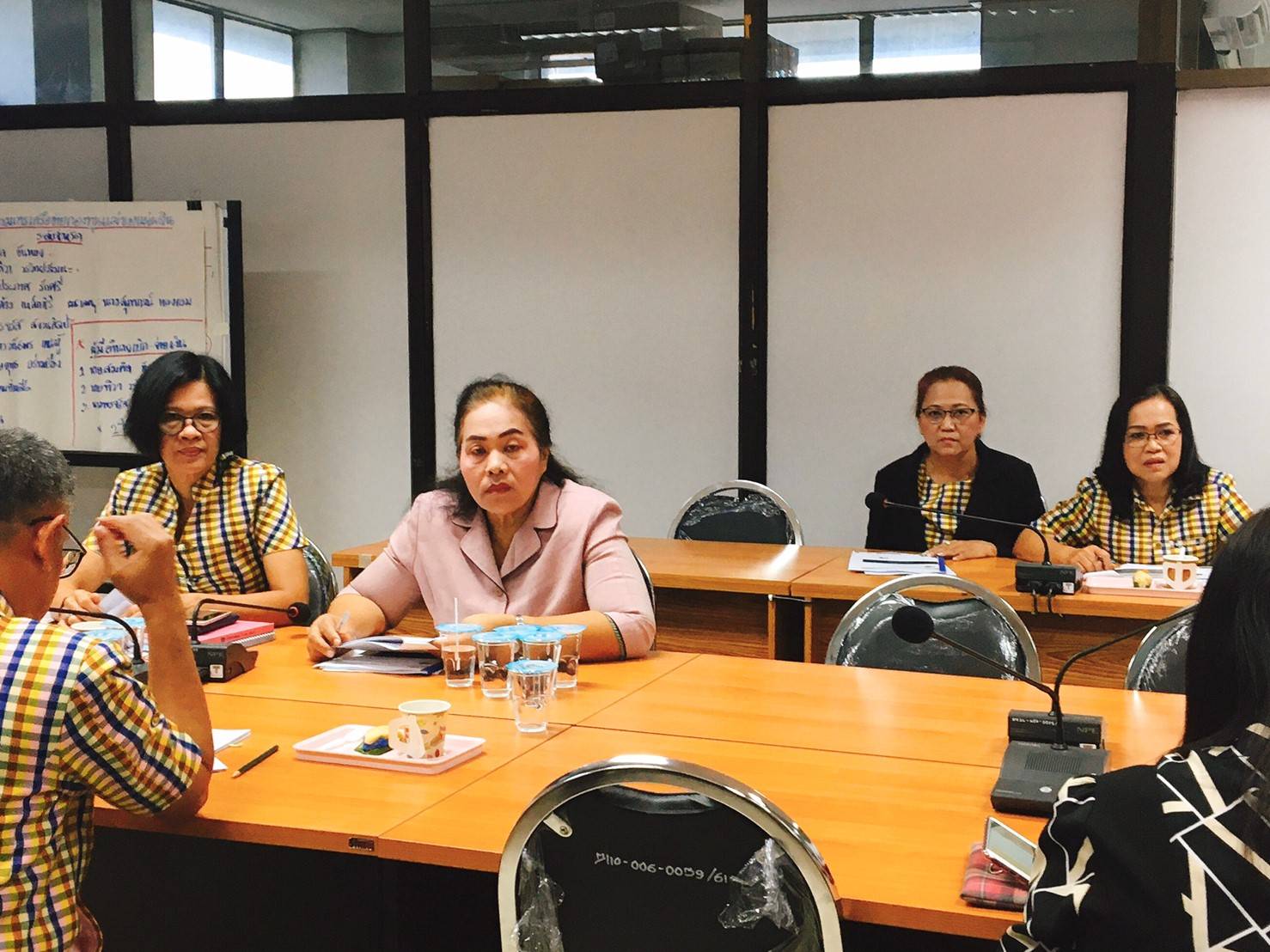 การประชุมเชิงปฏิบัติการคณะทำงานขับเคลื่อนการพัฒนาเศรษฐกิจฐานรากและประชารัฐจังหวัดปราจีนบุรี ตามโครงการประชุมกลไกขับเคลื่อนการพัฒนาเศรษฐกิจฐานรากและประชารัฐระดับจังหวัด  ครั้งที่ 1/2563