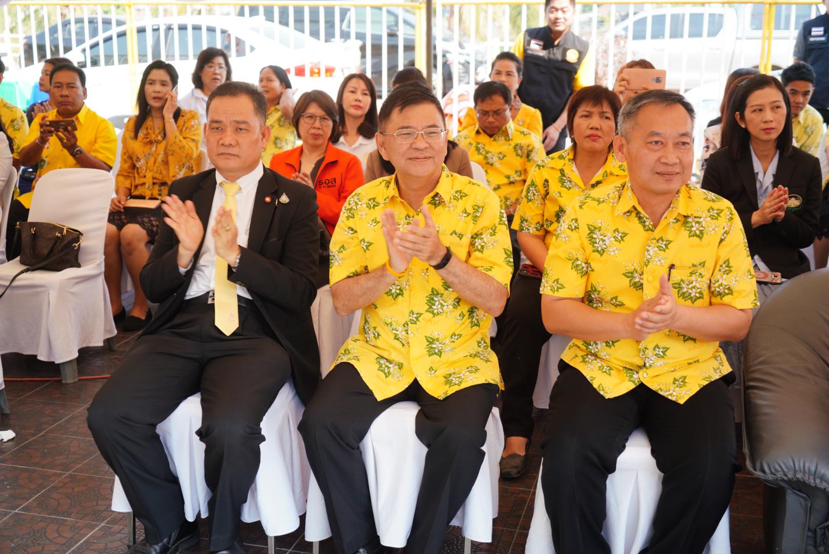พิธีเปิดงานวันรวมน้ำใจสู่กาชาดจังหวัดปราจีนบุรี ประจำปี 2563