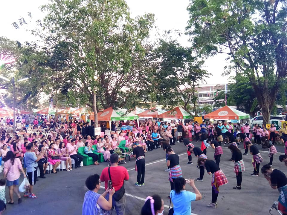 พิธีเปิดงานเทศกาลอาหารเพื่อสุขภาพ ในชื่องาน “ว้าว ข้าวใหม่ปลามัน วันอร่อยได้ไร้แอลกอฮอล์ ปี 2563 ตอนรักษ์ ณ ปราจีนบุรี (หิ้วปิ่นโต โชว์ถุงผ้า)”