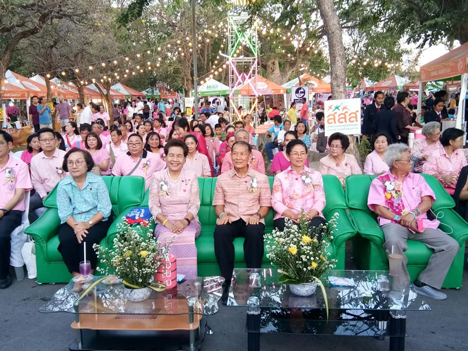พิธีเปิดงานเทศกาลอาหารเพื่อสุขภาพ ในชื่องาน “ว้าว ข้าวใหม่ปลามัน วันอร่อยได้ไร้แอลกอฮอล์ ปี 2563 ตอนรักษ์ ณ ปราจีนบุรี (หิ้วปิ่นโต โชว์ถุงผ้า)”