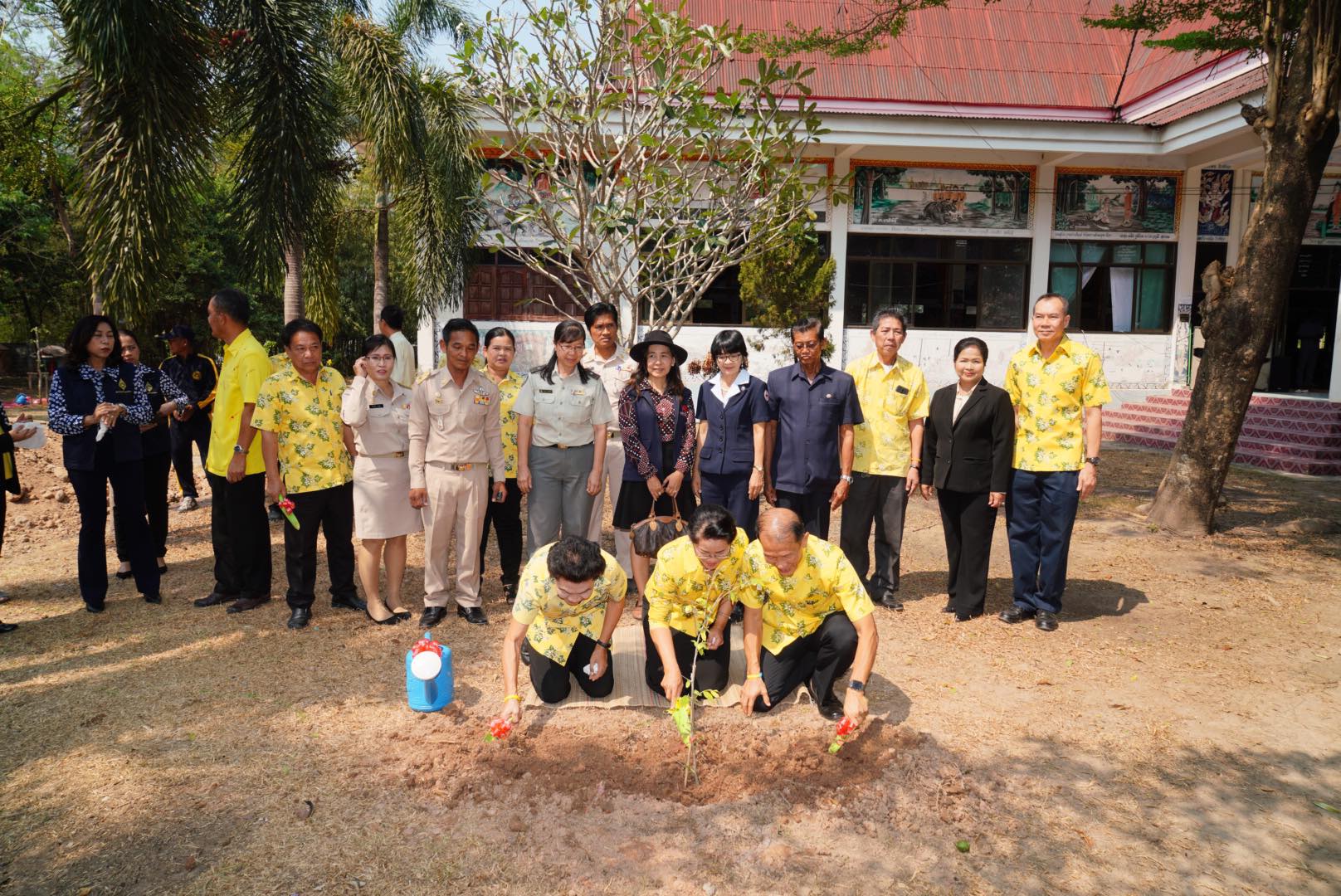 โครงการหน่วยบำบัดทุกข์ บำรุงสุข สร้างรอยยิ้มให้ประชาชน จังหวัดปราจีนบุรี ครั้งที่ 2/2563  ณ  วัดทุ่งวิจิตร หมู่ที่ 10 ตำบลสะพานหิน อำเภอนาดี จังหวัดปราจีนบุรี
