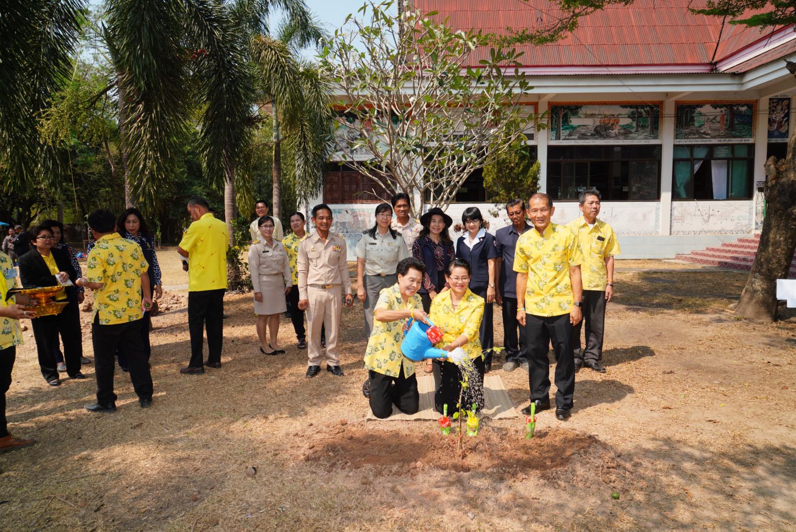 โครงการหน่วยบำบัดทุกข์ บำรุงสุข สร้างรอยยิ้มให้ประชาชน จังหวัดปราจีนบุรี ครั้งที่ 2/2563  ณ  วัดทุ่งวิจิตร หมู่ที่ 10 ตำบลสะพานหิน อำเภอนาดี จังหวัดปราจีนบุรี