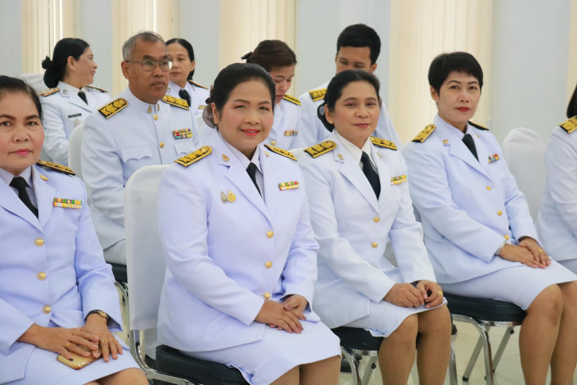 พิธีเปิด “โครงการ พม.ห่วงใย ดูแลทุกข์สุข ปั่นปันน้ำใจให้ผู้ด้อยโอกาสเฉลิมพระเกียรติ เนื่องในโอกาสมหามงคลพระราชพิธีบรมราชาภิเษก”