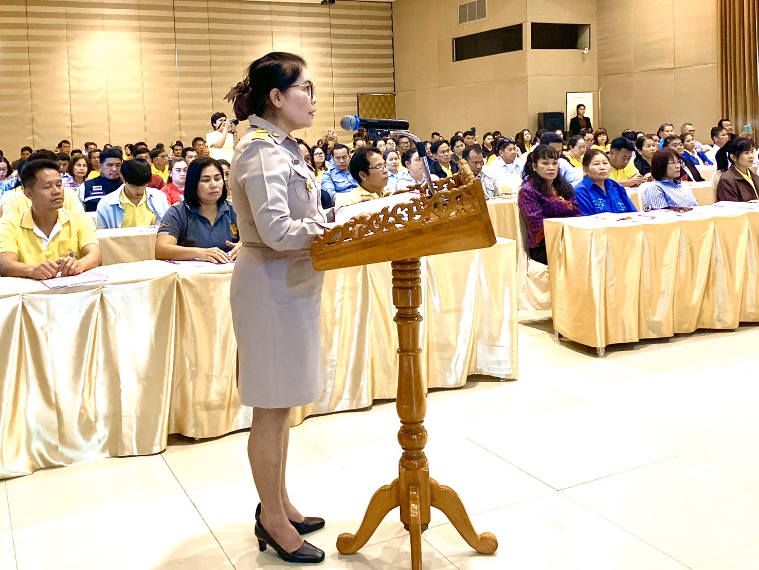 โครงการอบรมแกนนำพัฒนาหมู่บ้านเศรษฐกิจพอเพียง ณ ฮิลล์ไซต์ คันทรีโฮม ตำบลนนทรี อำเภอกบินทร์บุรี จังหวัดปราจีนบุรี