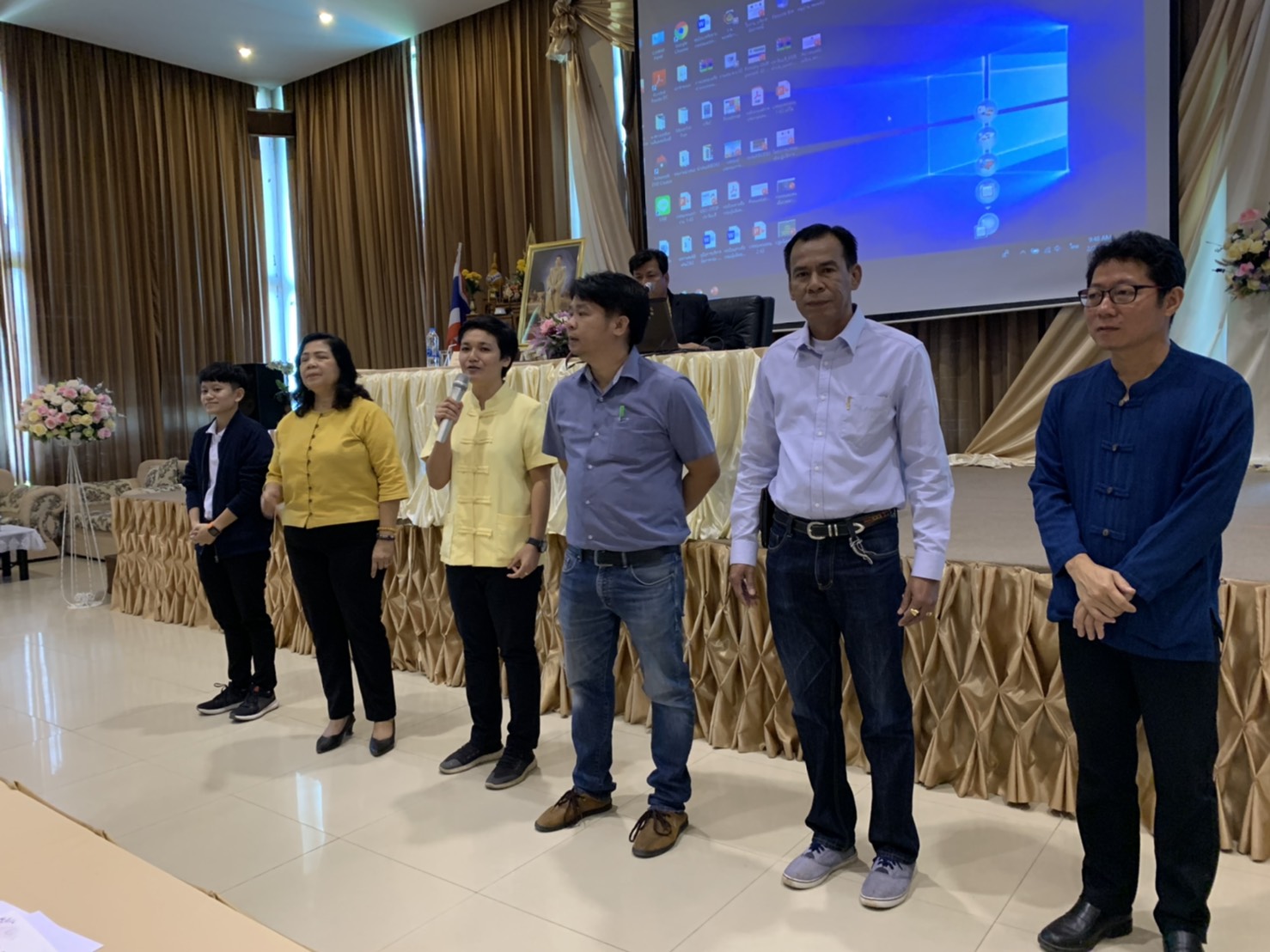 โครงการอบรมแกนนำพัฒนาหมู่บ้านเศรษฐกิจพอเพียง ณ ฮิลล์ไซต์ คันทรีโฮม ตำบลนนทรี อำเภอกบินทร์บุรี จังหวัดปราจีนบุรี