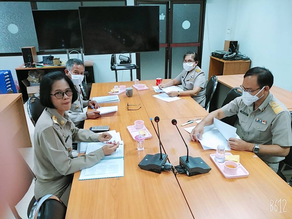 การพิจารณาคัดเลือกข้าราชการเพื่อเข้ารับการอบรมหลักสูตรนักบริหารงานพัฒนาชุมชน (นบพ.) ประจำปีงบประมาณ พ.ศ. 2563