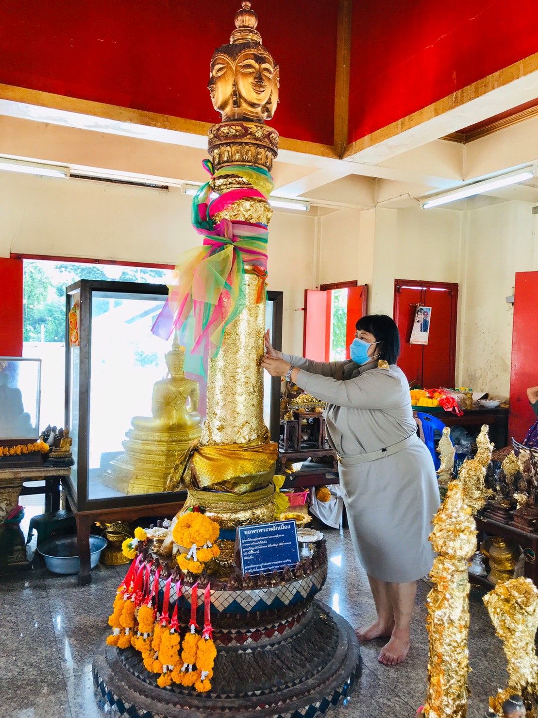 พัฒนาการจังหวัดปราจีนบุรีเข้าคาราวะผู้ว่าราชการจังหวัดปราจีนบุรี และรองผู้ว่าราชการจังหวัดปราจีนบุรี  และสักการะสิ่งศักดิ์สิทธิ์ของจังหวัดปราจีนบุรี