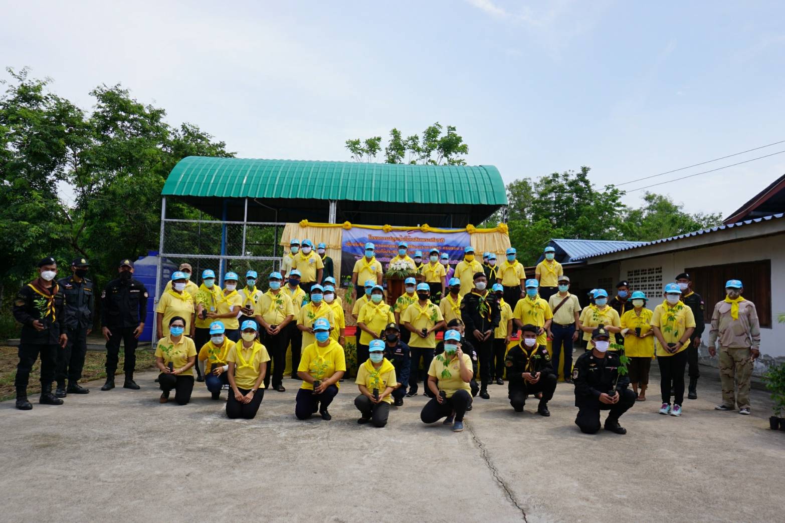 โครงการปลูกป่าเฉลิมพระเกียรติ เนื่องในโอกาสมหามงคลพระราชพิธีบรมราชาภิเษก ครบรอบ 1 ปี ของพระบาทสมเด็จพระปรเมนทรรามาธิบดีศรีสินทรมหาวชิราลงกรณ พระวชิรเกล้าเจ้าอยู่หัว