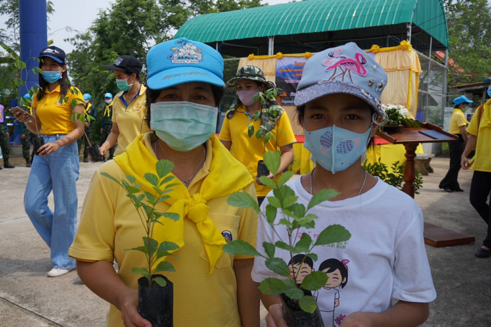 โครงการปลูกป่าเฉลิมพระเกียรติ เนื่องในโอกาสมหามงคลพระราชพิธีบรมราชาภิเษก ครบรอบ 1 ปี ของพระบาทสมเด็จพระปรเมนทรรามาธิบดีศรีสินทรมหาวชิราลงกรณ พระวชิรเกล้าเจ้าอยู่หัว