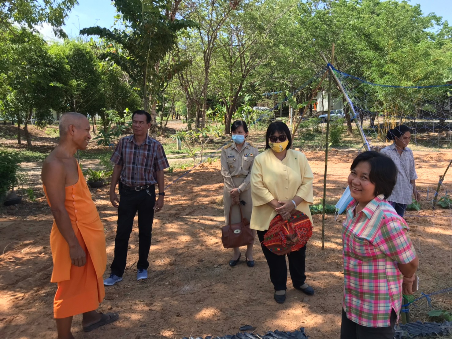 ติดตามการดำเนินงานโครงการพัฒนาหมู่บ้านเศรษฐกิจพอเพียง กิจกรรม โคก หนอง นา โมเดล