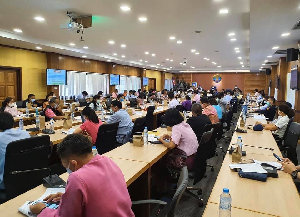 ประชุมคณะกรรมการโรคติดต่อจังหวัดปราจีนบุรี และคณะกรรมการศูนย์บริหารสถานการณ์ฉุกเฉินฯ โควิด-19 จังหวัดปราจีนบุรี