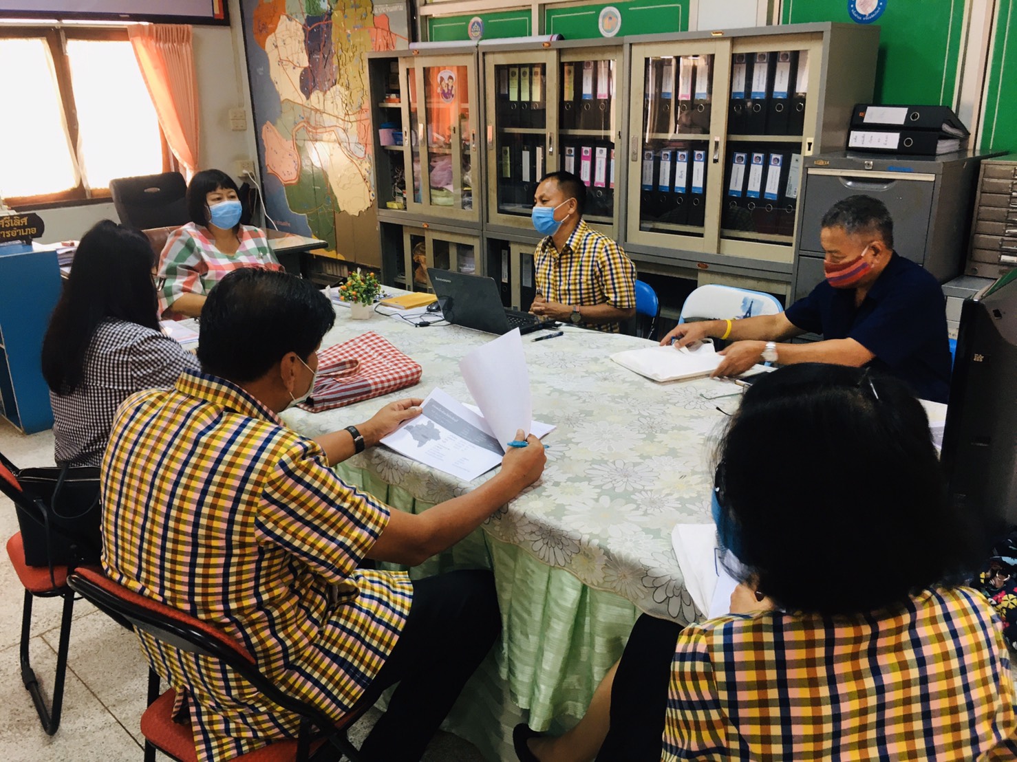 ประชุมเจ้าหน้าที่พัฒนาชุมชนของสำนักงานพัฒนาชุมชนอำเภอเมืองปราจีนบุรี