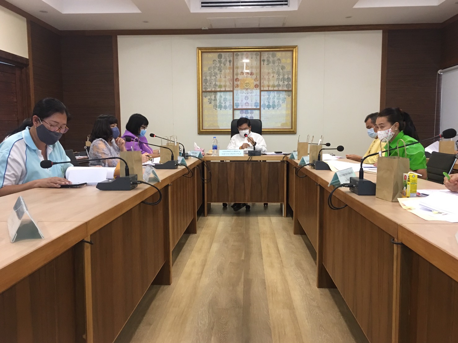 การประชุมคณะอนุกรรมการบริหารกองทุนพัฒนาบทบาทสตรีระดับจังหวัด จังหวัดปราจีนบุรี ครั้งที่ 5 ประจำปีงบประมาณ พ.ศ. 2563