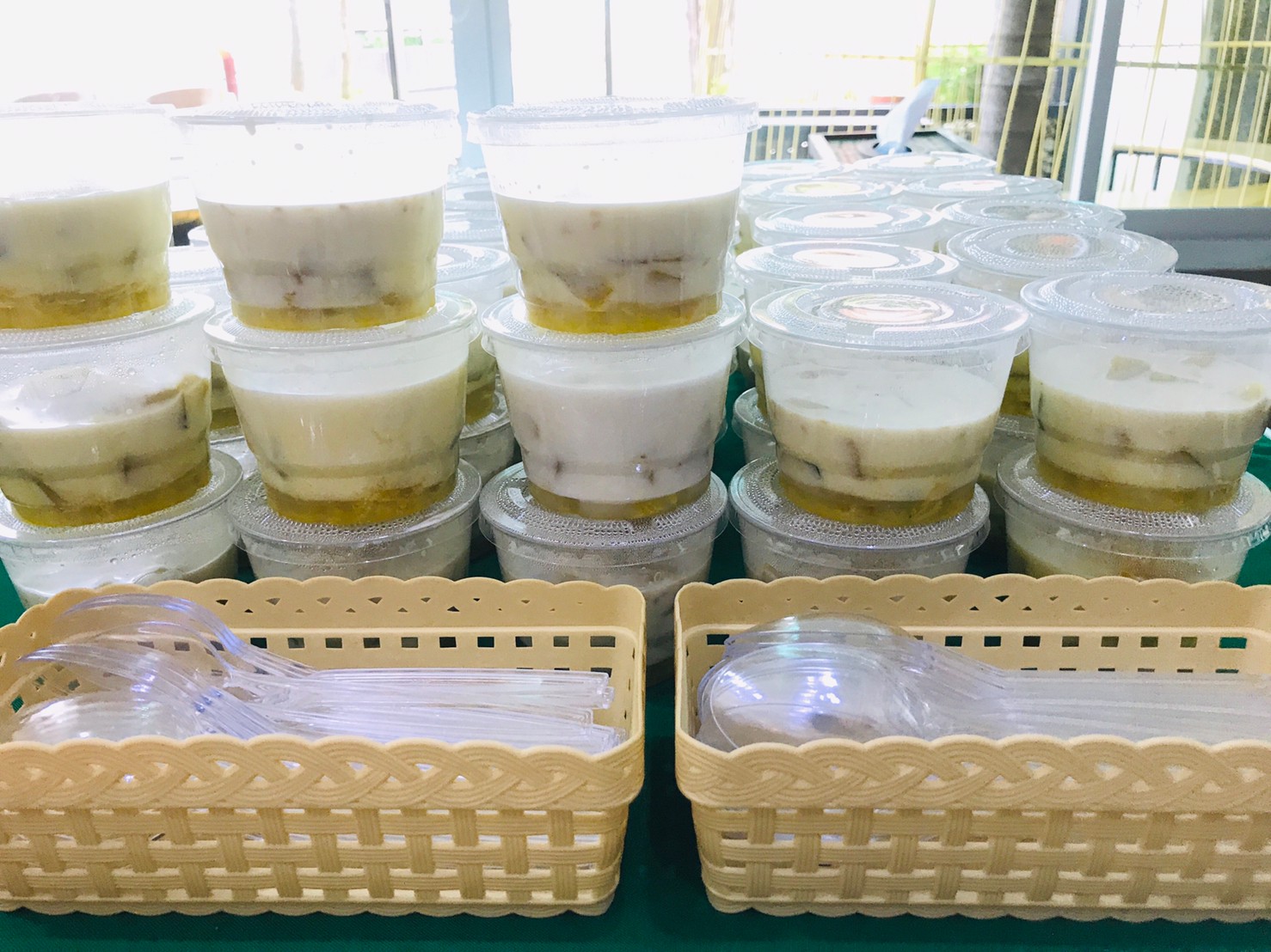 โครงการสร้างรายได้จากการจำหน่ายสินค้าด้วยกลไกประชารัฐ กิจกรรม การประชุมเชิงปฏิบัติการสร้างรายได้จากกิจการอาหารปลอดภัย (โรงพยาบาล โรงแรม โรงเรียน ร้านอาหาร)
