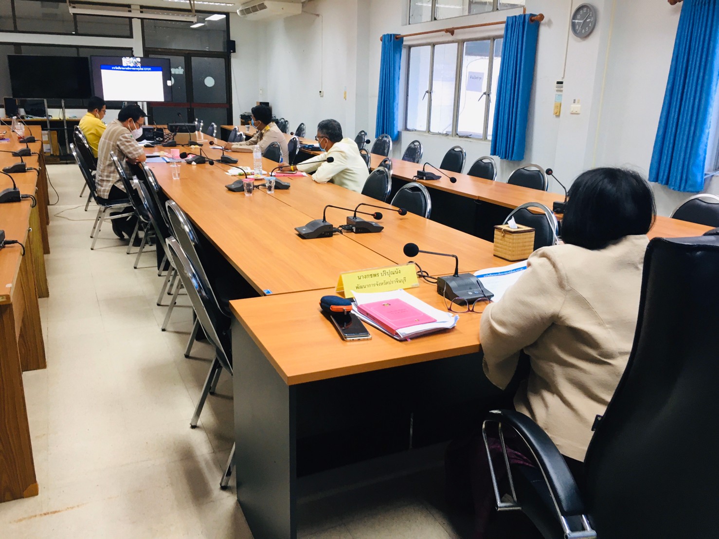 การประชุมชี้แจงการดำเนินงานโครงการส่งเสริมนักการตลาดรุ่นใหม่ (OTOP) ผ่านระบบวีดิทัศน์ทางไกล (VDO Conference)