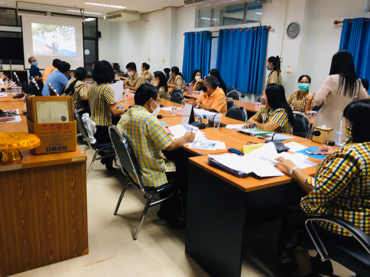 การประชุมผู้บริหาร และนักวิชาการพัฒนาชุมชน ครั้งที่ 4/2563 ประจำเดือนเมษายน 2563
