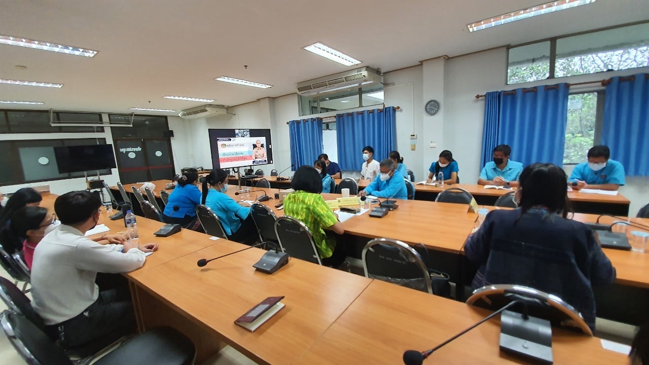การประชุมรับมอบนโยบายการขับเคลื่อนงานพัฒนาชุมชน ประจำปี ๒๕๖๕ ผ่านระบบ VDO Conference