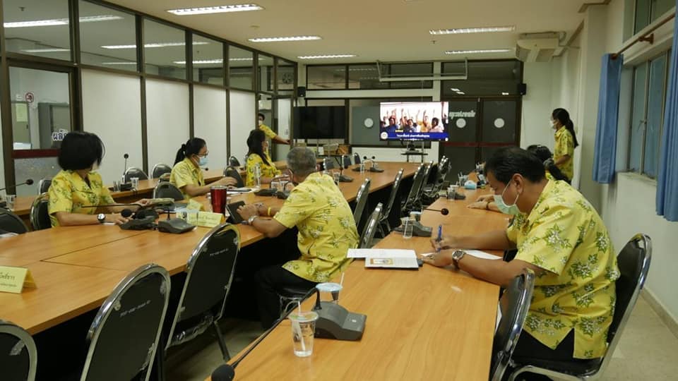 พช.ปราจีนบุรี ขานรับนโยบายและแนวทางการดำเนินงานพัฒนาชุมชน ประจำปีงบประมาณ พ.ศ.๒๕๖๕ ผ่านระบบวิดีทัศน์ทางไกล (Video Conference)