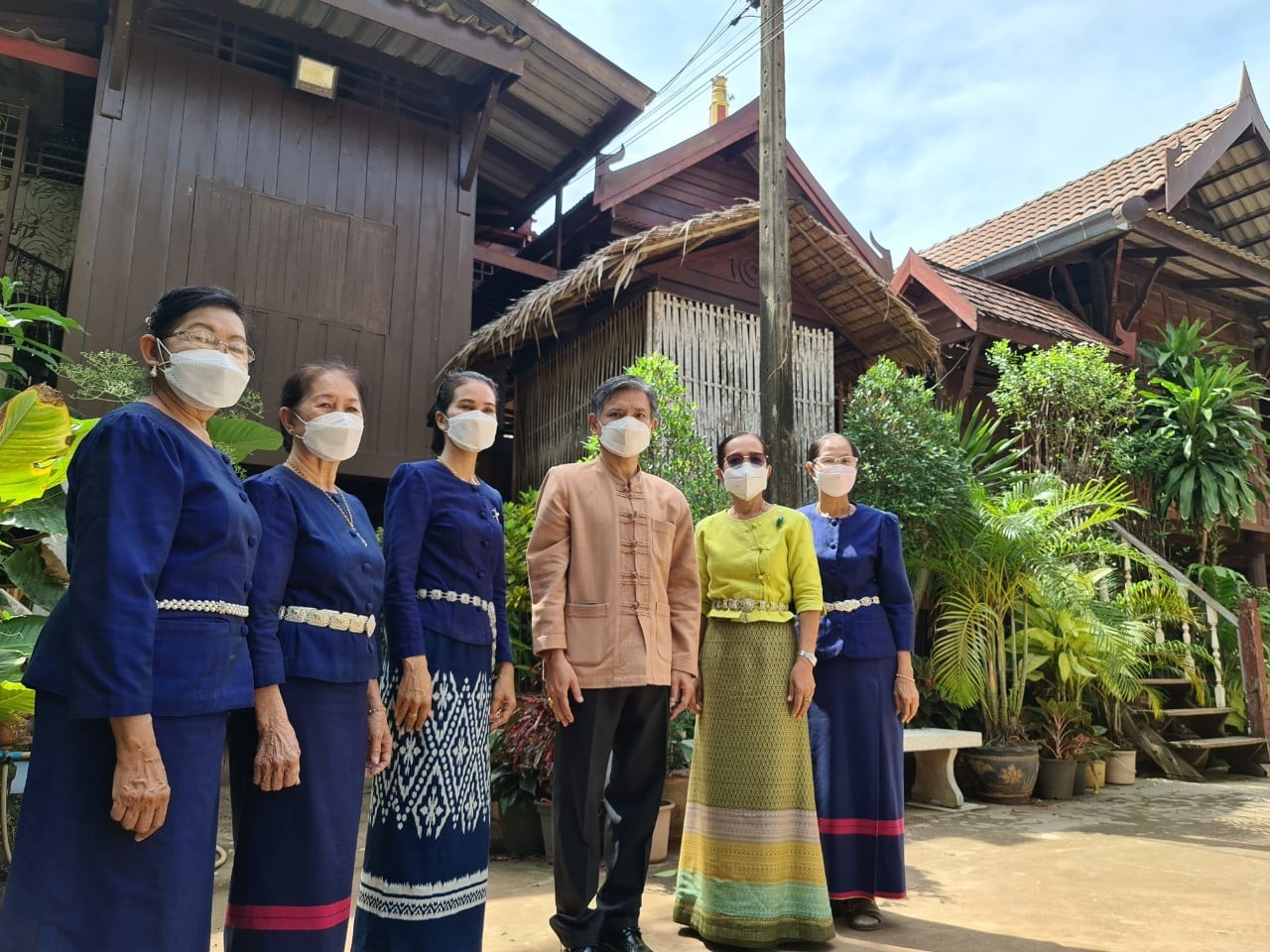 สืบสานภูมิปัญญาไทยพวน สู่อาชีพขนมจีนสมุนไพรกลุ่มสตรีบ้านแล้ง ตำบลดงกระทงยาม อำเภอศรีมหาโพธิ จังหวัดปราจีนบุรี