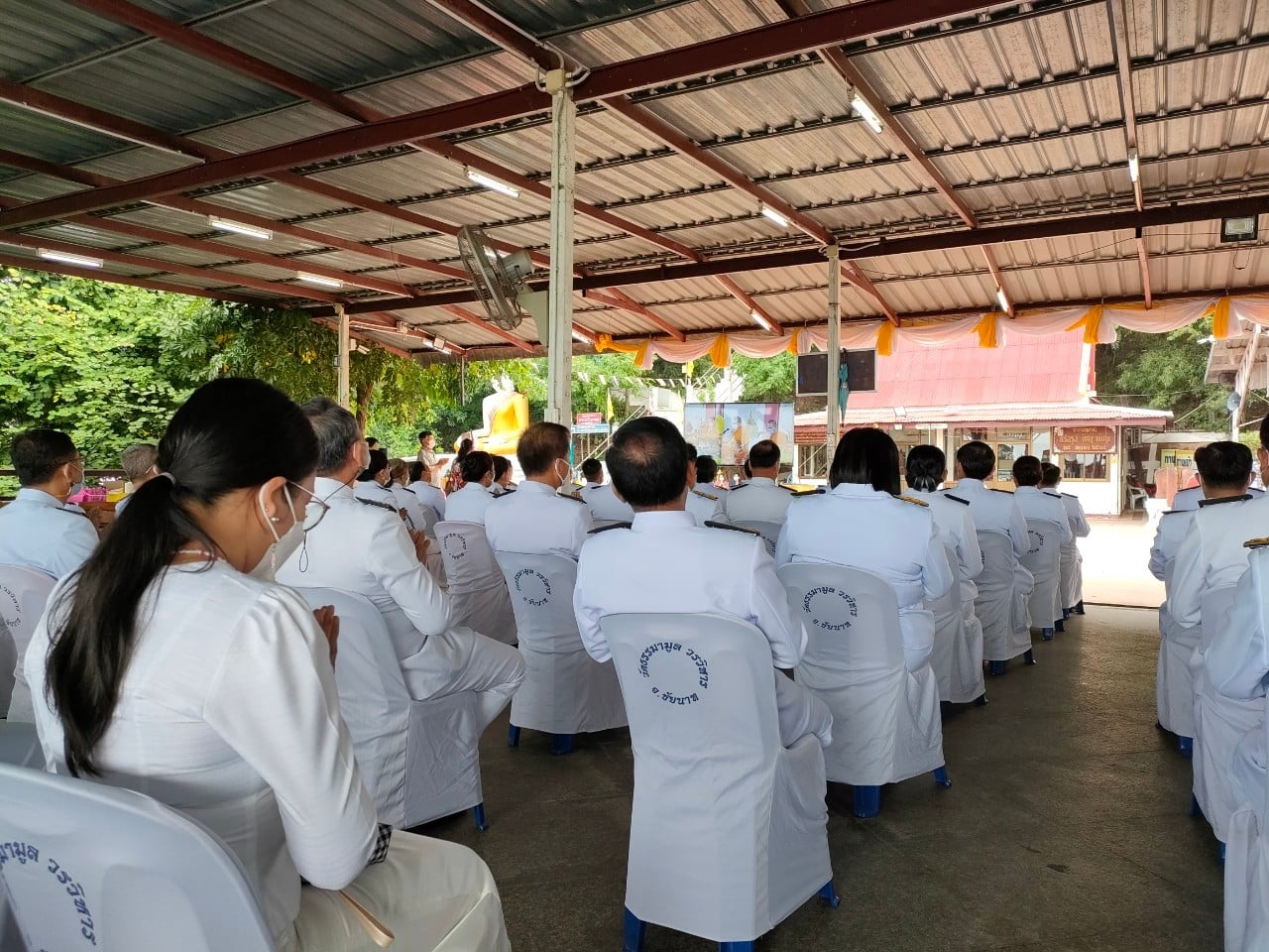 พช.ปราจีนบุรี ร่วมพิธีถวายผ้าพระกฐินพระราชทาน กรมการพัฒนาชุมชน ประจำปี ๒๕๖๔ ณ วัดธรรมามูลวรวิหาร จังหวัดชัยนาท