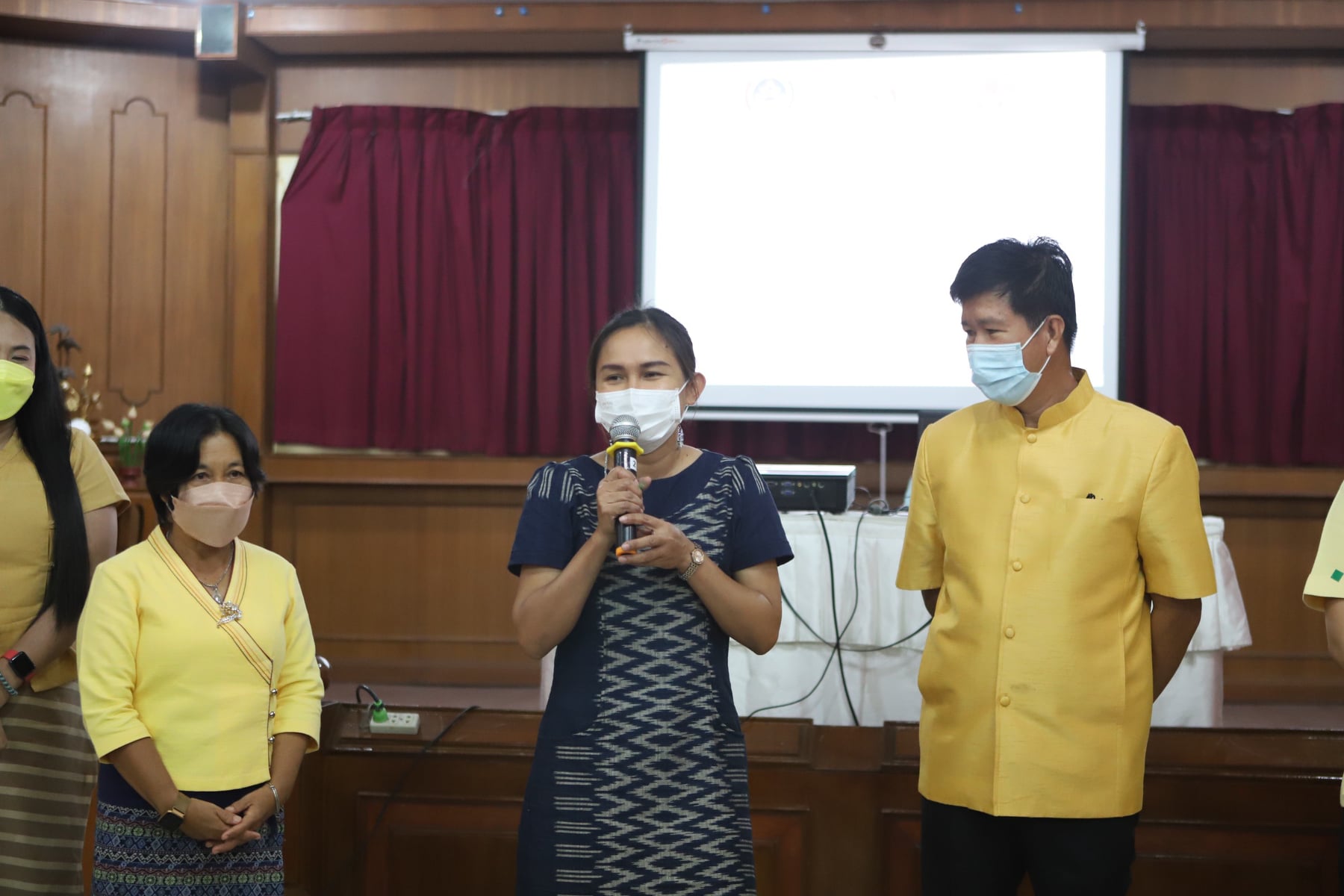 พช.ปราจีนบุรี ดำเนินโครงการพัฒนาทักษะอาชีพแก่กลุ่มสมาชิกกองทุนพัฒนาบทบาทสตรี