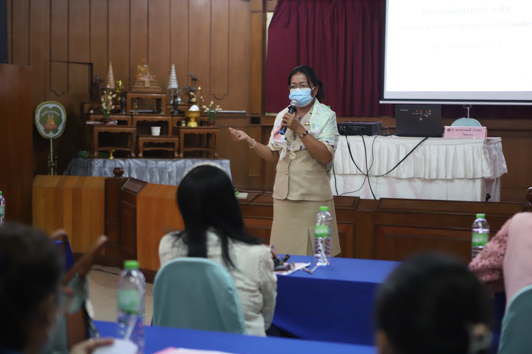 พช.ปราจีนบุรี ดำเนินโครงการพัฒนาทักษะอาชีพแก่กลุ่มสมาชิกกองทุนพัฒนาบทบาทสตรี