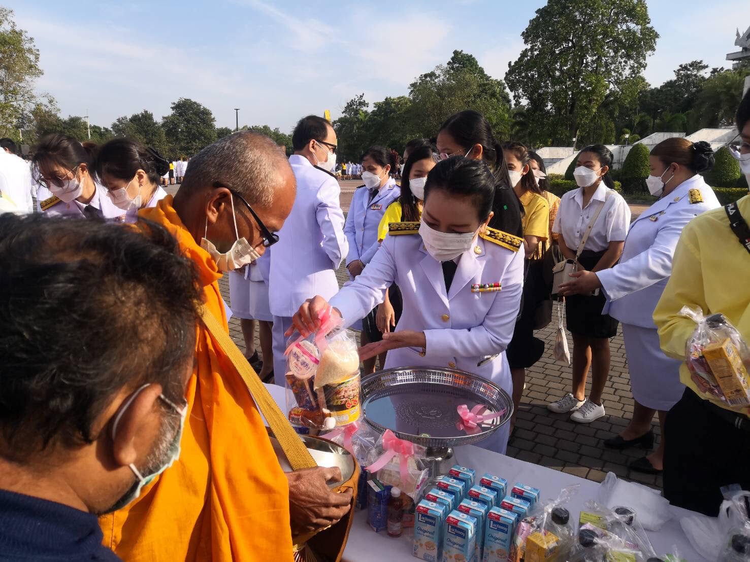 พช.ปราจีนบุรี ร่วมกิจกรรมเนื่องในวันคล้ายวันพระบรมราชสมภพพระบาทสมเด็จพระบรมชนกาธิเบศร มหาภูมิพลอดุลยเดชมหาราช บรมนาถบพิตร วันชาติ และวันพ่อแห่งชาติ 5 ธันวาคม 2564 