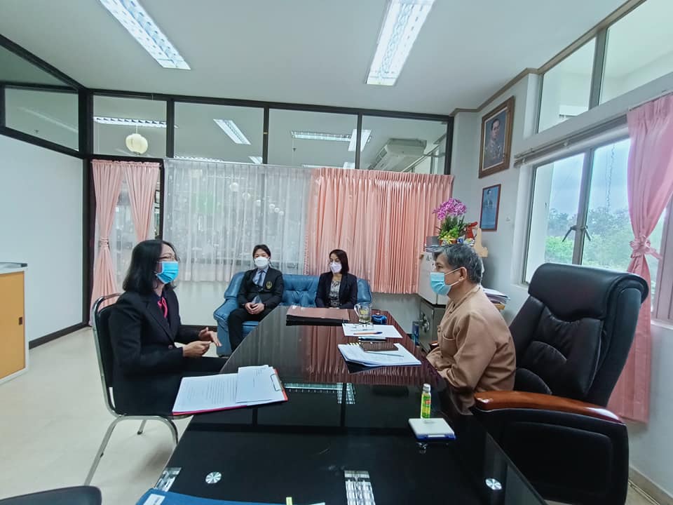พช.ปราจีนบุรี ได้รับสื่อสิ่งพิมพ์เผยแพร่ความรู้ทั่วไปเกี่ยวกับศาลปกครองและวิธีพิจารณาคดีปกครองจากสำนักงานศาลปกครองระยอง
