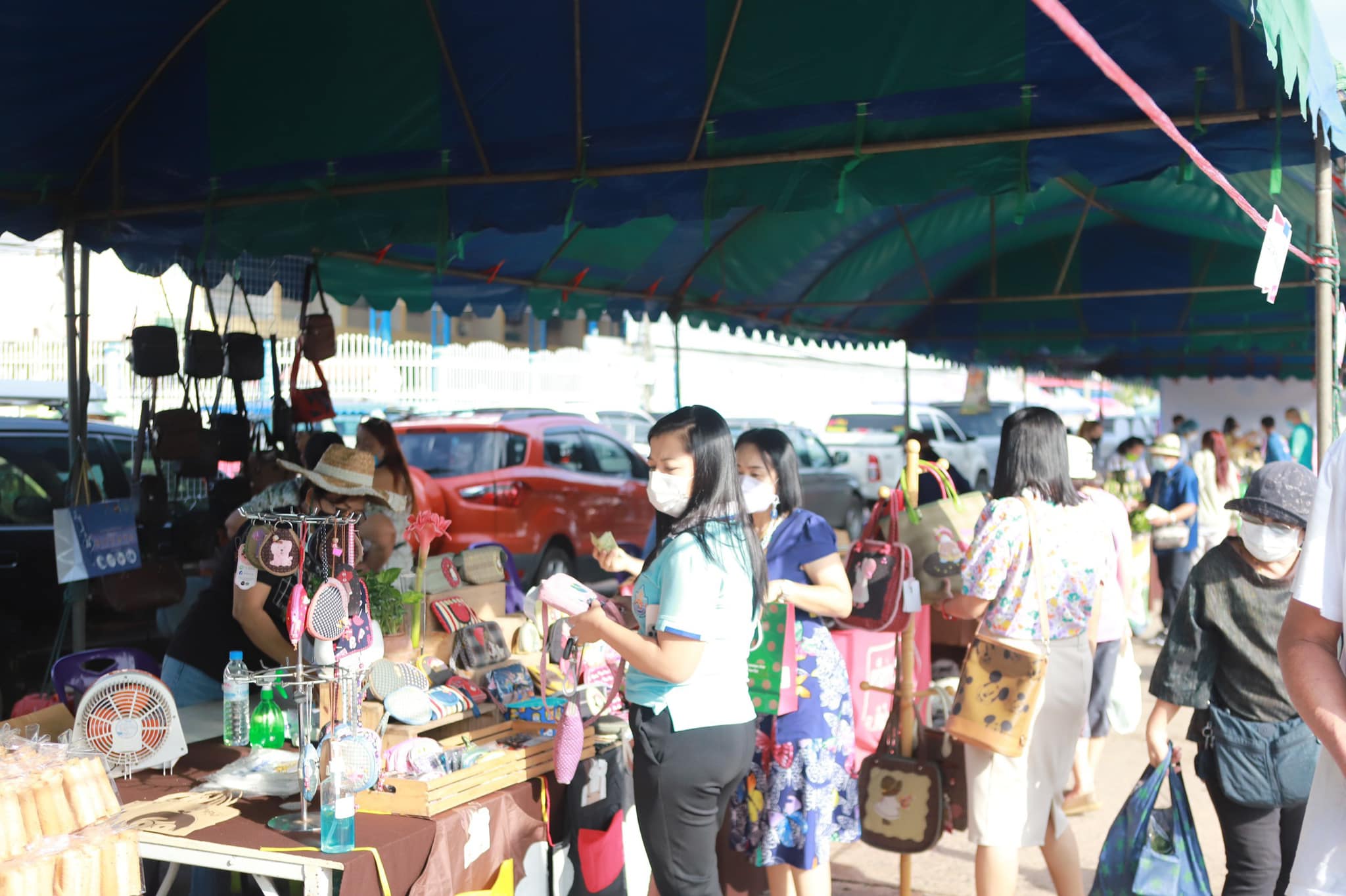 พช.ปราจีนบุรี “ส่งเสริมช่องทางการตลาดผลิตภัณฑ์กลุ่มอาชีพสมาชิกกองทุนพัฒนาบทบาทสตรี”