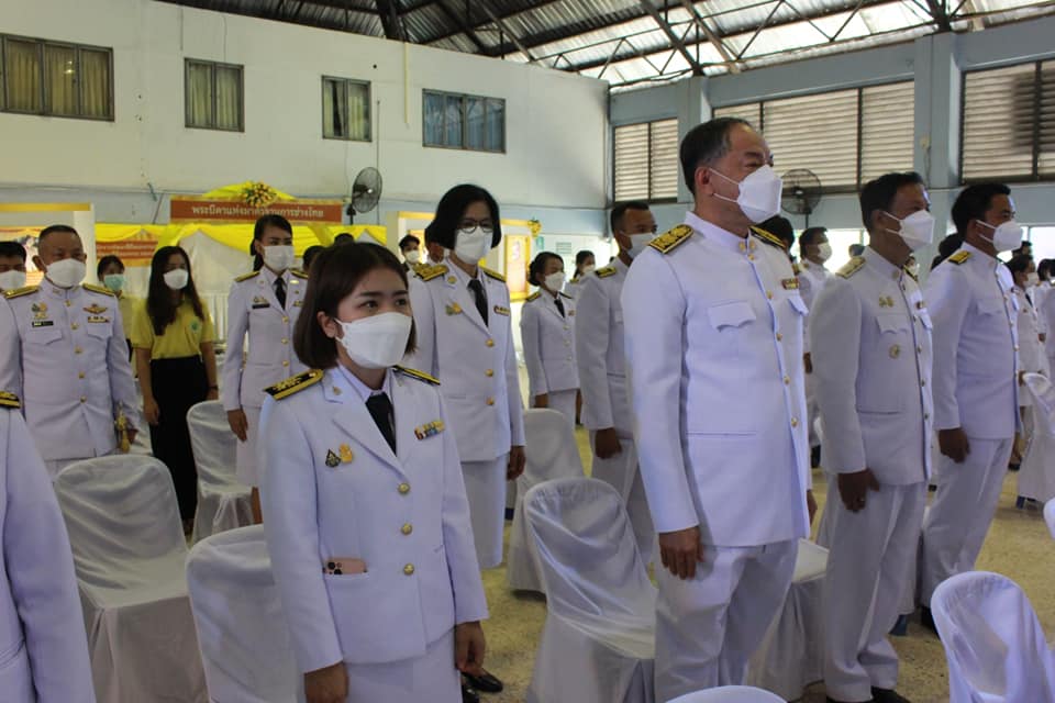 พช. ปราจีนบุรี ร่วมพิธีถวายเครื่องสักการะแด่พระบาทสมเด็จพระบรมชนกาธิเบศร มหาภูมิพลอดุลยเดชมหาราช บรมนาถบพิตร เนื่องในวันมาตรฐานฝีมือแรงงานแห่งชาติ ประจำปี 2565
