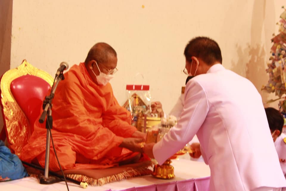 จังหวัดปราจีนบุรี จัดพิธีทอดผ้าป่าสมทบทุนกองทุนพัฒนาเด็กชนบทในพระราชูปถัมภ์ สมเด็จพระเทพรัตนราชสุดาฯ สยามบรมราชกุมารี จังหวัดปราจีนบุรี ประจำปี 2565