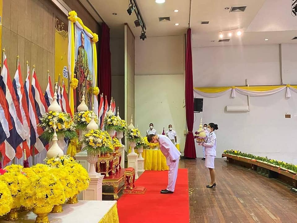 พช.ปราจีนบุรี ร่วม”พิธีถวายราชสักการะเนื่องในวันพระบาทสมเด็จพระพุทธยอดฟ้าจุฬาโลกมหาราชและวันที่ระลึกมหาจักรีบรมราชวงศ์