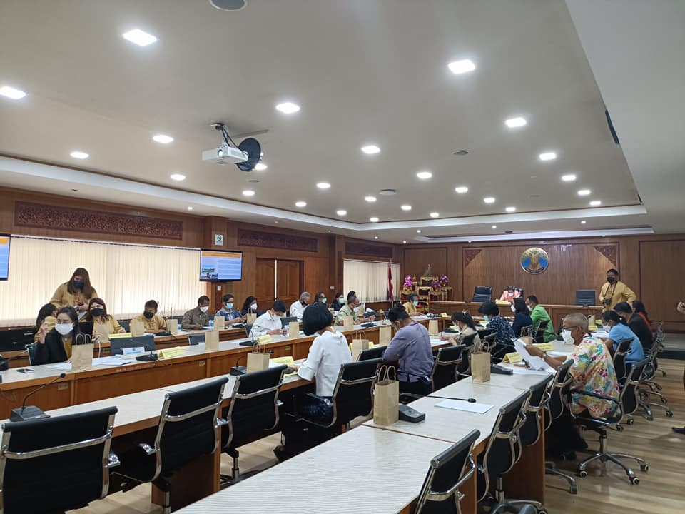 พช.ปราจีนบุรี ร่วมประชุมคณะทำงานบูรณการขับเคลื่อนยุทธศาสตร์ด้านพลังงานเชิงพื้นที่ เพื่อทำหน้าที่พิจารณากลั่นกรองให้ความเห็นชอบข้อเสนอโครงการ ในการขอรับการสนับสนุนงบประมาณของกองทุนเพื่อส่งเสริมการอนุรักษ์พลังงาน ประจำปีงบประมาณ 2565