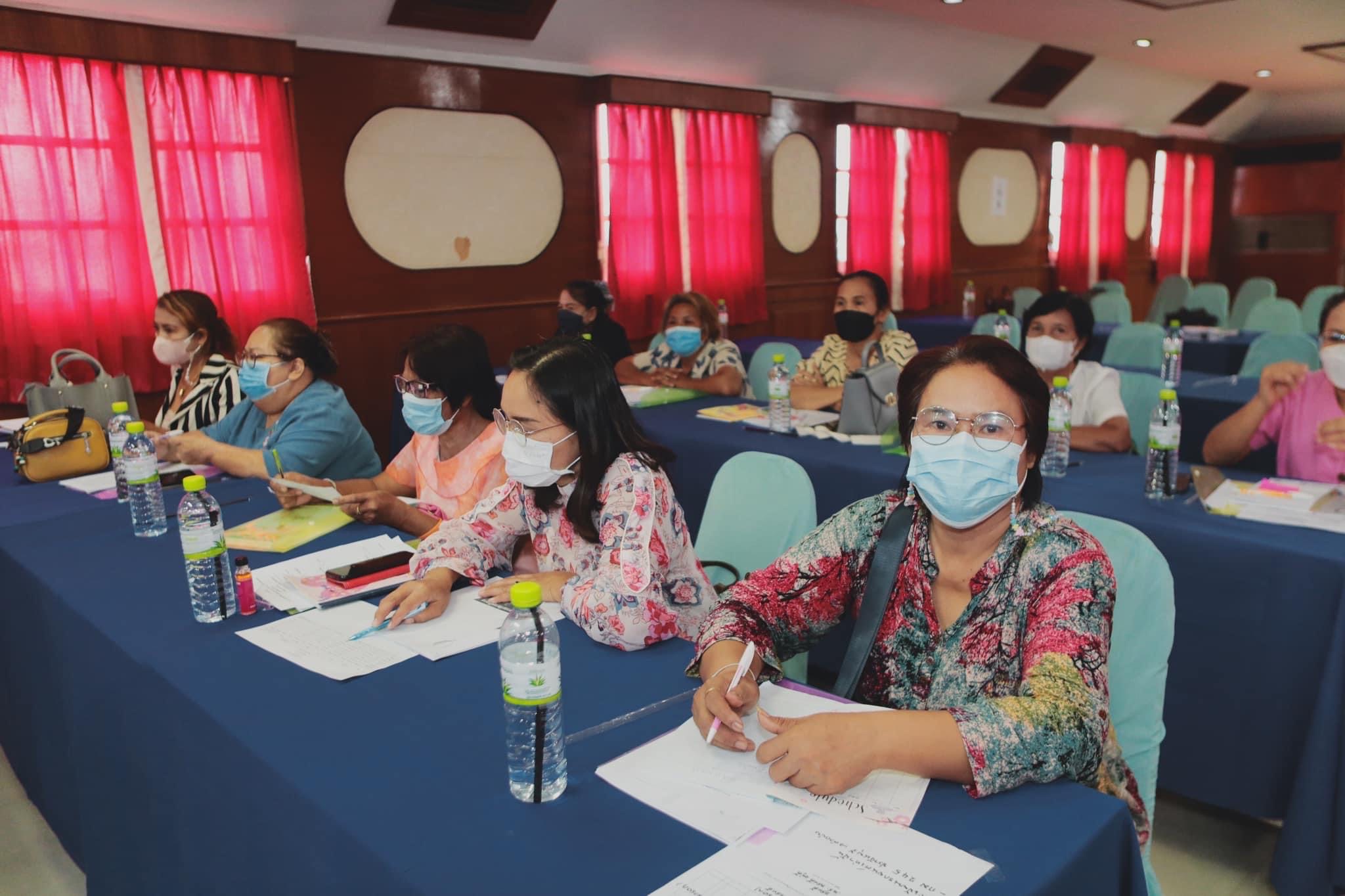 สนง.อกส.จ.ปราจีนบุรี ดำเนินโครงการประชุมเชิงปฏิบัติการการพัฒนาระบบบริหารจัดการกองทุนและการประเมินผลทุนหมุนเวียนกองทุนพัฒนาบทบาทสตรี