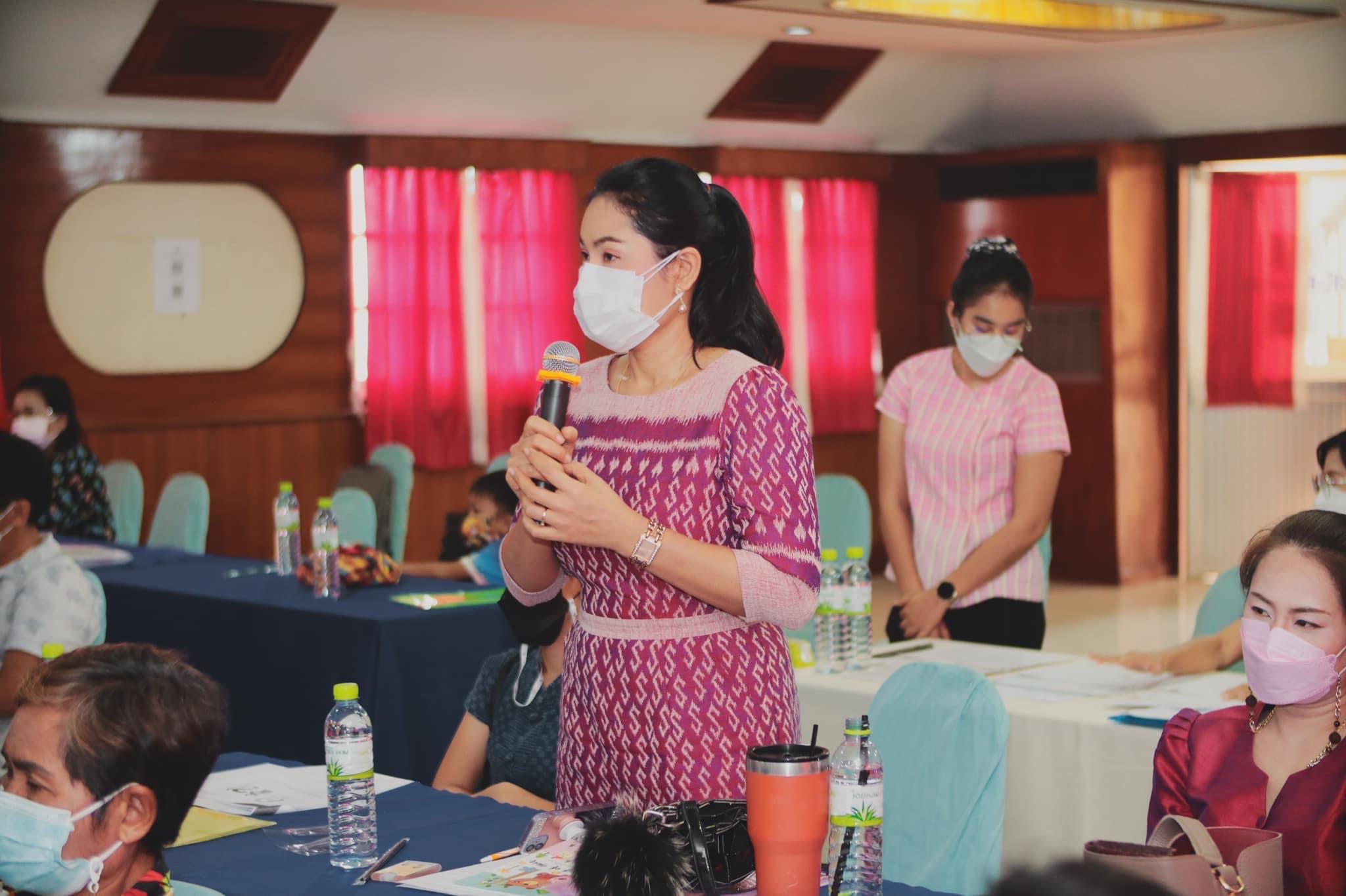 สนง.อกส.จ.ปราจีนบุรี ดำเนินโครงการประชุมเชิงปฏิบัติการการพัฒนาระบบบริหารจัดการกองทุนและการประเมินผลทุนหมุนเวียนกองทุนพัฒนาบทบาทสตรี