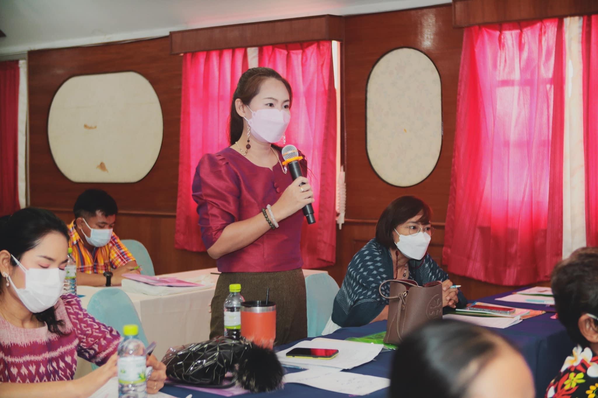 สนง.อกส.จ.ปราจีนบุรี ดำเนินโครงการประชุมเชิงปฏิบัติการการพัฒนาระบบบริหารจัดการกองทุนและการประเมินผลทุนหมุนเวียนกองทุนพัฒนาบทบาทสตรี