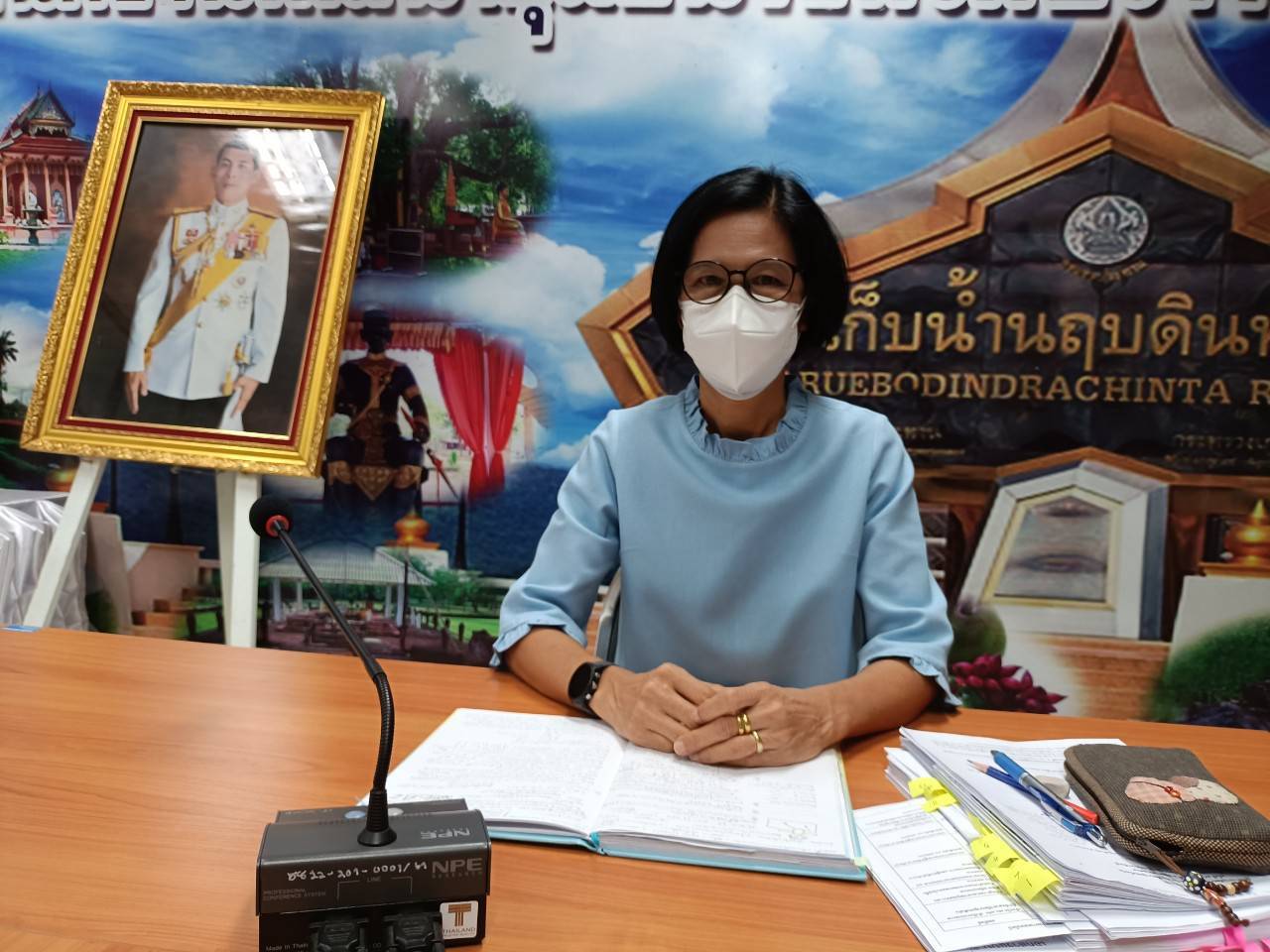 พช.ปราจีนบุรี ประชุมปรับเปลี่ยนการดำเนินงานในสำนักงานพัฒนาชุมชนจังหวัดปราจีนบุรี