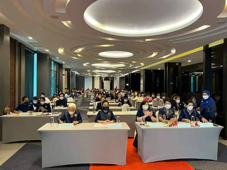 พช.ปราจีนบุรี เข้าร่วมการประชุมคณะกรรมการพัฒนาสตรีภาค (กพสภ.) ภาคกลาง ครั้งที่ 2/2565