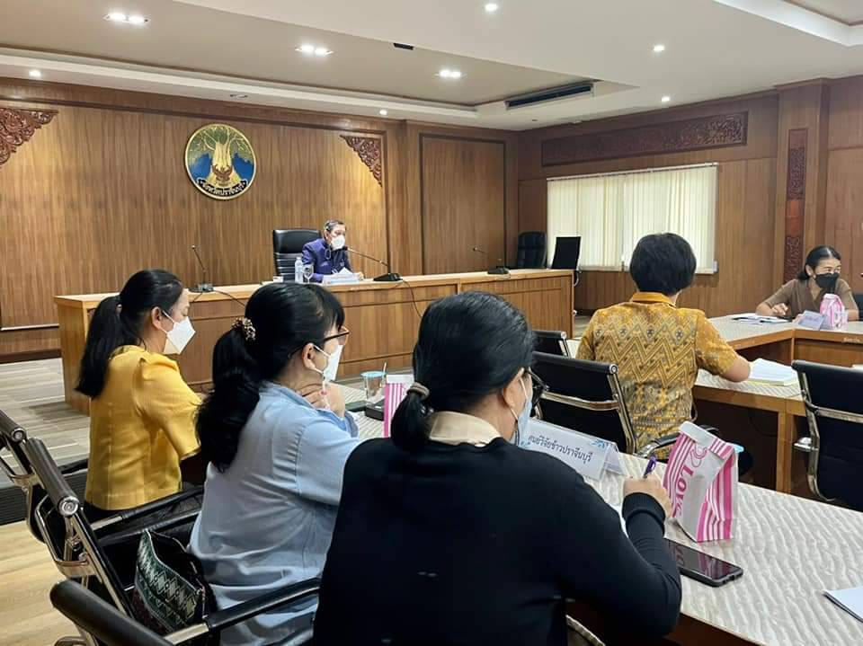พช.ปราจีนบุรี ร่วมประชุมเร่งรัดติดตามการก่อหนี้ผูกพัน และการใช้จ่ายเงินงบประมาณรายจ่ายประจำปีงบประมาณ พ.ศ. 2565 ครั้งที่ 5/2565