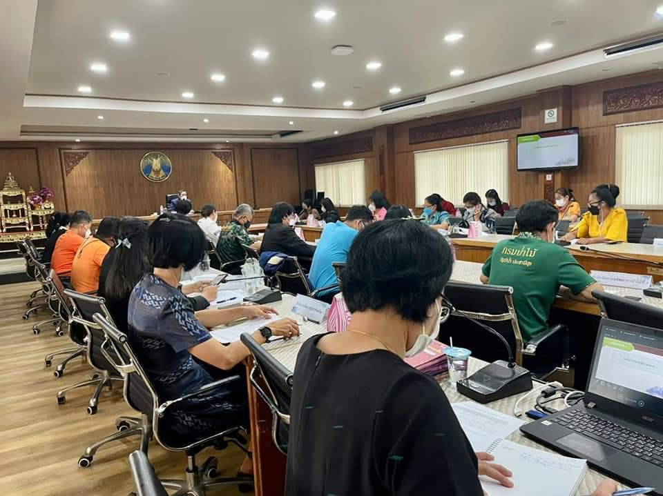 พช.ปราจีนบุรี ร่วมประชุมเร่งรัดติดตามการก่อหนี้ผูกพัน และการใช้จ่ายเงินงบประมาณรายจ่ายประจำปีงบประมาณ พ.ศ. 2565 ครั้งที่ 5/2565