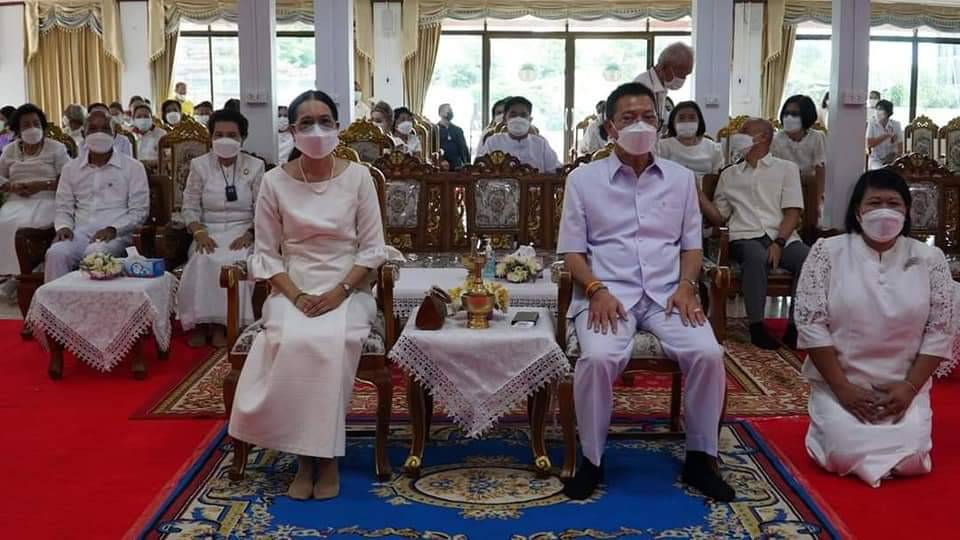 พช.ปราจีนบุรี ร่วมพิธีเจริญพระพุทธมนต์และเวียนเทียน ส่งเสริมพระพุทธศาสนา เนื่องในเทศกาลวันวิสาขบูชา พุทธศักราช 2656