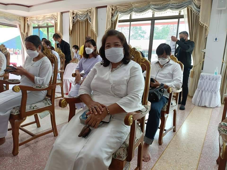 พช.ปราจีนบุรี ร่วมพิธีเจริญพระพุทธมนต์และเวียนเทียน ส่งเสริมพระพุทธศาสนา เนื่องในเทศกาลวันวิสาขบูชา พุทธศักราช 2656