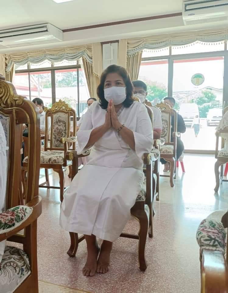 พช.ปราจีนบุรี ร่วมพิธีเจริญพระพุทธมนต์และเวียนเทียน ส่งเสริมพระพุทธศาสนา เนื่องในเทศกาลวันวิสาขบูชา พุทธศักราช 2656