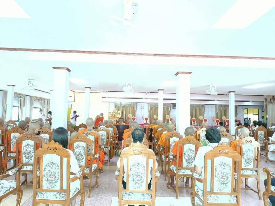พช.ปราจีนบุรี ร่วมพิธีเจริญพระพุทธมนต์และเวียนเทียน ส่งเสริมพระพุทธศาสนา เนื่องในเทศกาลวันวิสาขบูชา พุทธศักราช 2656