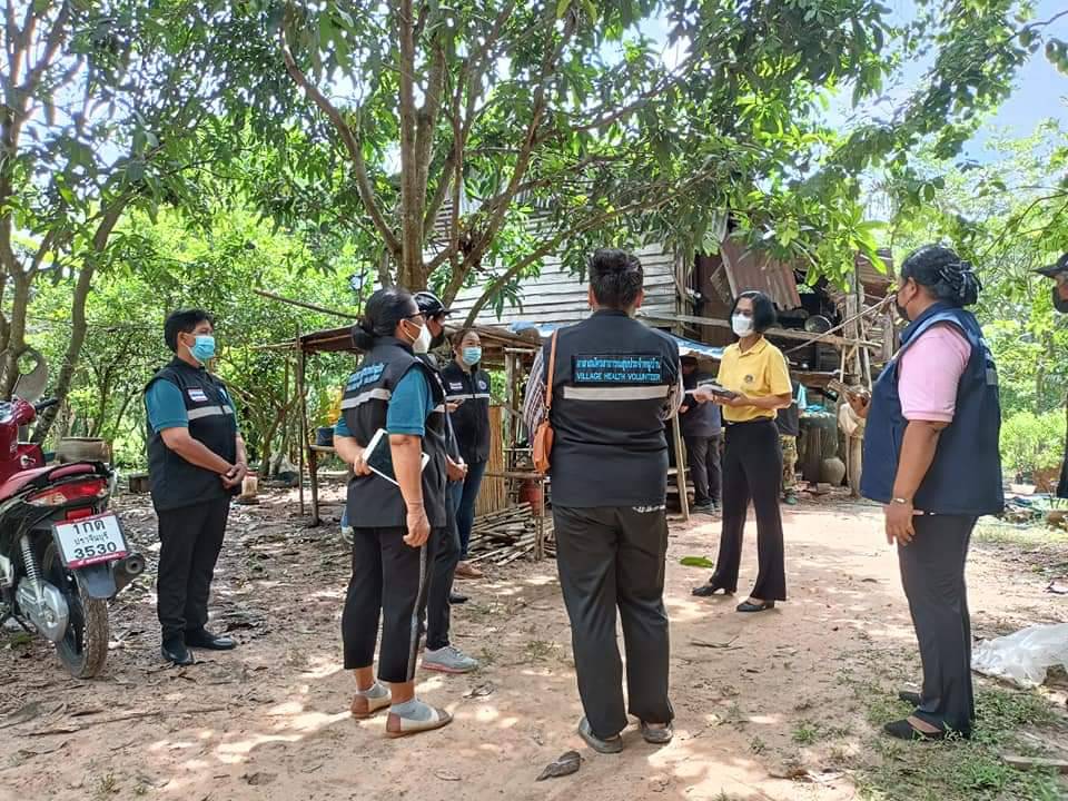 พช.ปราจีนบุรี ลงพื้นที่จัดทำโครงการบ้านสร้างสุขสลากสรรค์สร้างเพื่อชุมชน