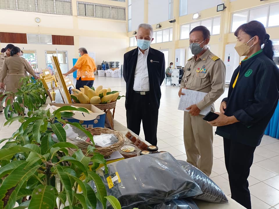 พช.ปราจีนบุรี คัดสรรหมู่บ้านเศรษฐกิจพอเพียง “อยู่เย็น เป็นสุข” และกิจกรรมพัฒนาชุมชนดีเด่น ประจำปี 2565
