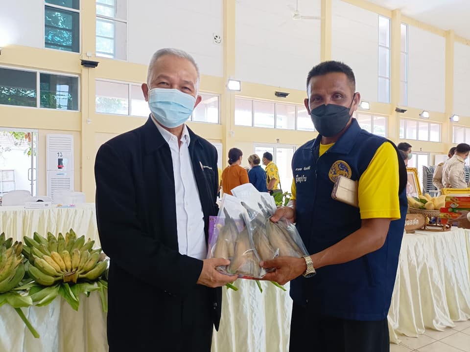พช.ปราจีนบุรี คัดสรรหมู่บ้านเศรษฐกิจพอเพียง “อยู่เย็น เป็นสุข” และกิจกรรมพัฒนาชุมชนดีเด่น ประจำปี 2565