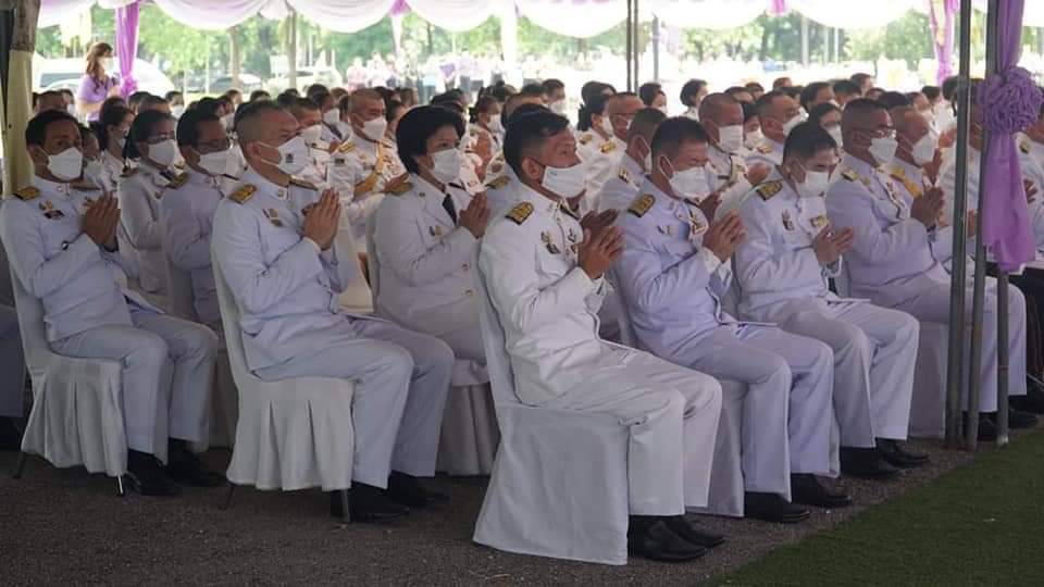 พช.ปราจีนบุรี ร่วมพิธีทำบุญตักบาตรถวายเป็นพระราชกุศล เนื่องในโอกาสวันเฉลิมพระชนมพรรษา สมเด็จพระนางเจ้าฯ พระบรมราชินี