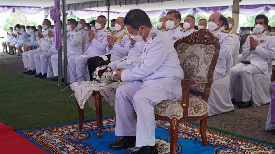 พช.ปราจีนบุรี ร่วมพิธีทำบุญตักบาตรถวายเป็นพระราชกุศล เนื่องในโอกาสวันเฉลิมพระชนมพรรษา สมเด็จพระนางเจ้าฯ พระบรมราชินี