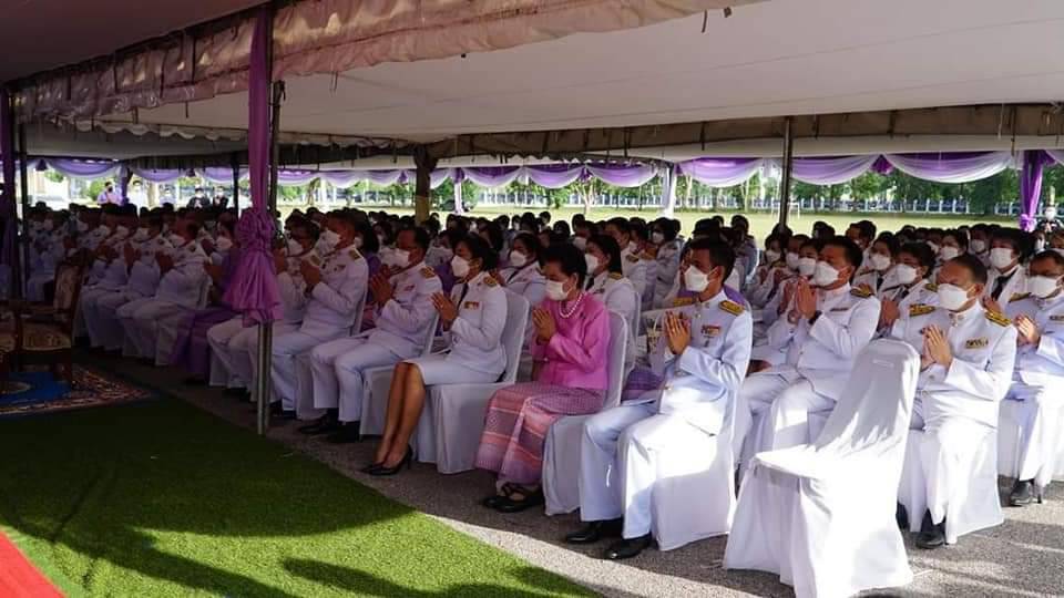 พช.ปราจีนบุรี ร่วมพิธีทำบุญตักบาตรถวายเป็นพระราชกุศล เนื่องในโอกาสวันเฉลิมพระชนมพรรษา สมเด็จพระนางเจ้าฯ พระบรมราชินี